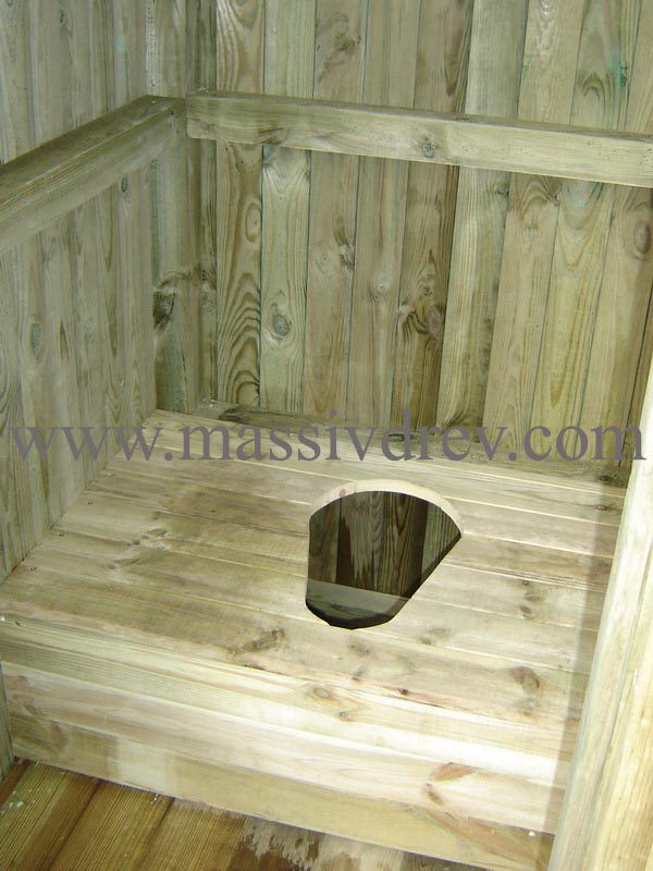 деревянный туалет для дачи